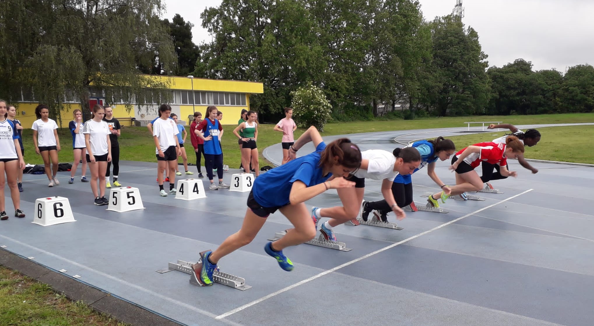Gare studentesche di atletica: successo nel salto in alto